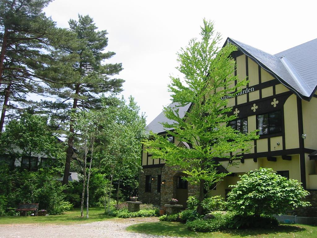 Anise Garden Hotel Hakuba Buitenkant foto