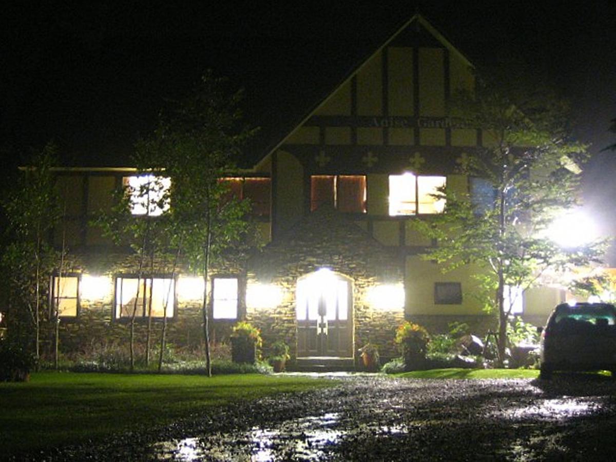 Anise Garden Hotel Hakuba Buitenkant foto