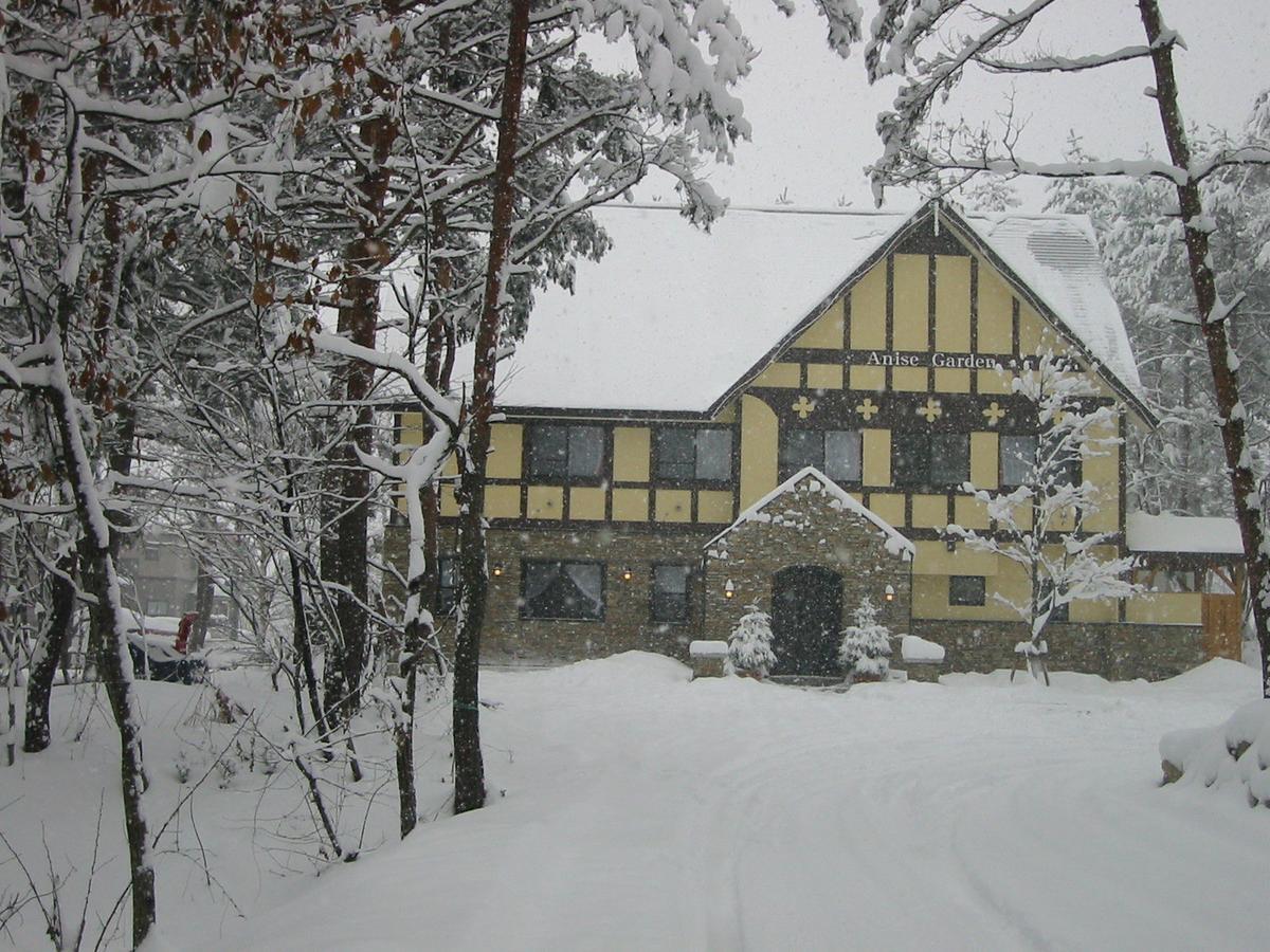 Anise Garden Hotel Hakuba Buitenkant foto