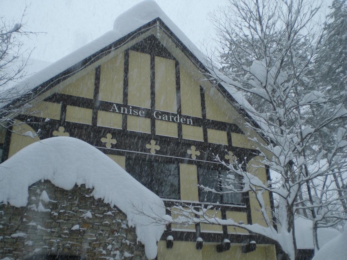 Anise Garden Hotel Hakuba Buitenkant foto