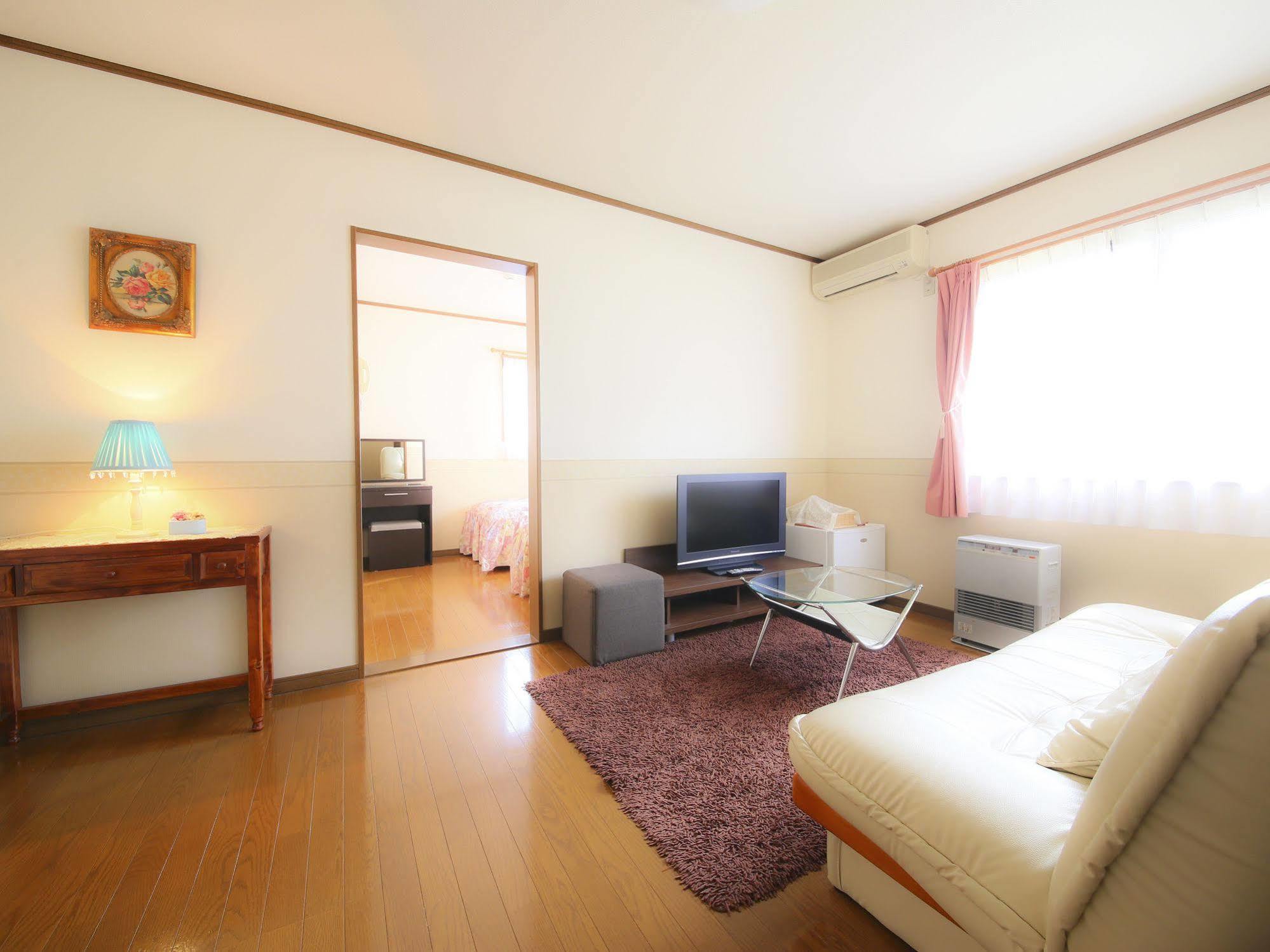 Anise Garden Hotel Hakuba Buitenkant foto