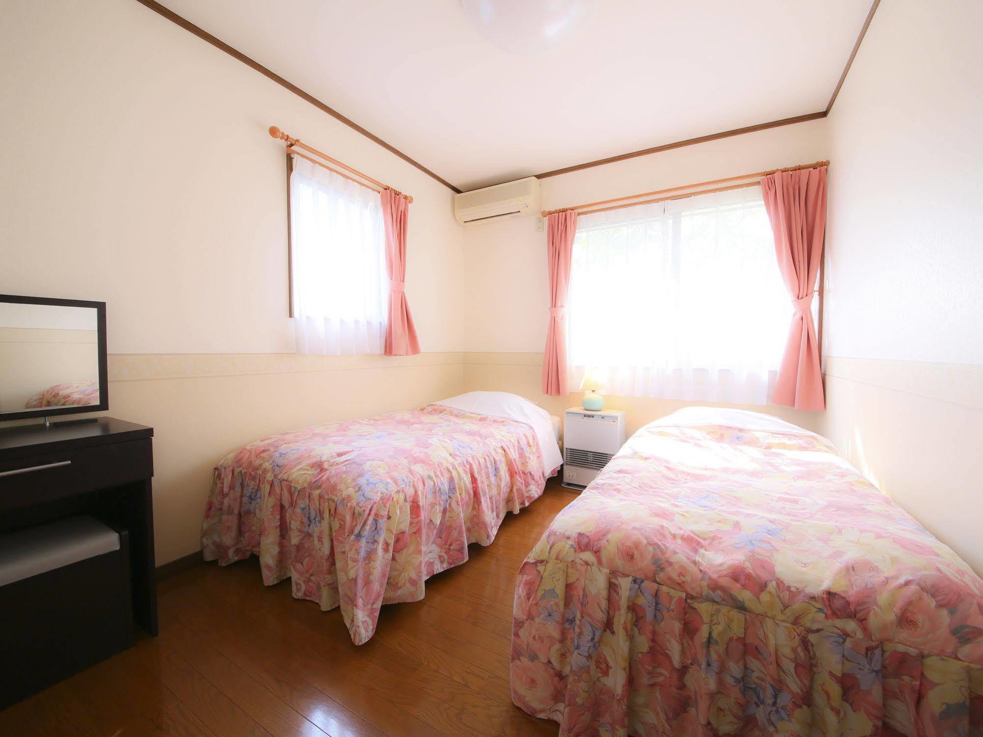 Anise Garden Hotel Hakuba Buitenkant foto